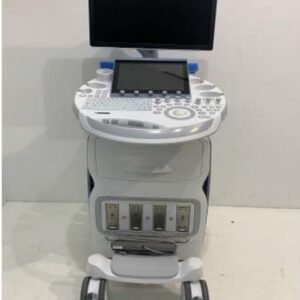 Nouveauté en Occasion matériel RSE disponible sur PARIS France Echographe GE Voluson E8 BT17 de 2017 avec 2 sondes pour la gynécologie